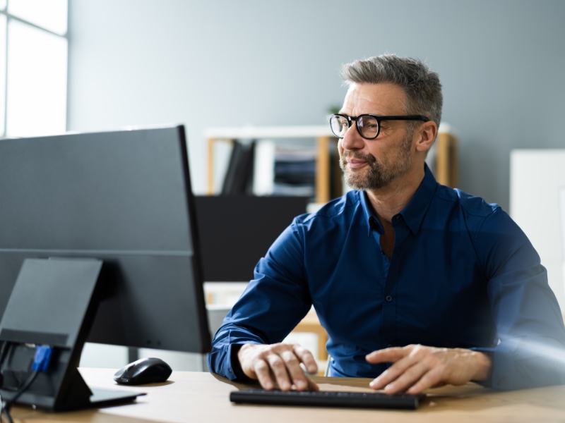 Optimizing IT Infrastructure: Strategies to Control Technology Sprawl and Leverage Outsourcing&nbsp;