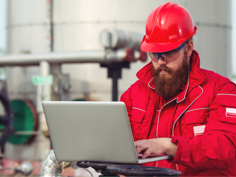 Managing Mobile vs. Running a Mobile Operation: A Shift That Protects IT Capacity